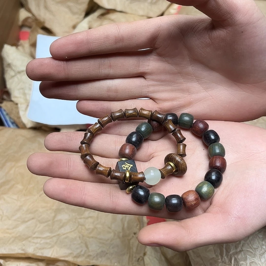 大叶紫檀（黑酸枝木类）