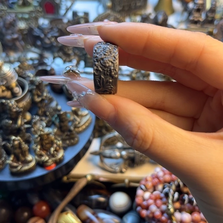 泥塑闪价漏价一件