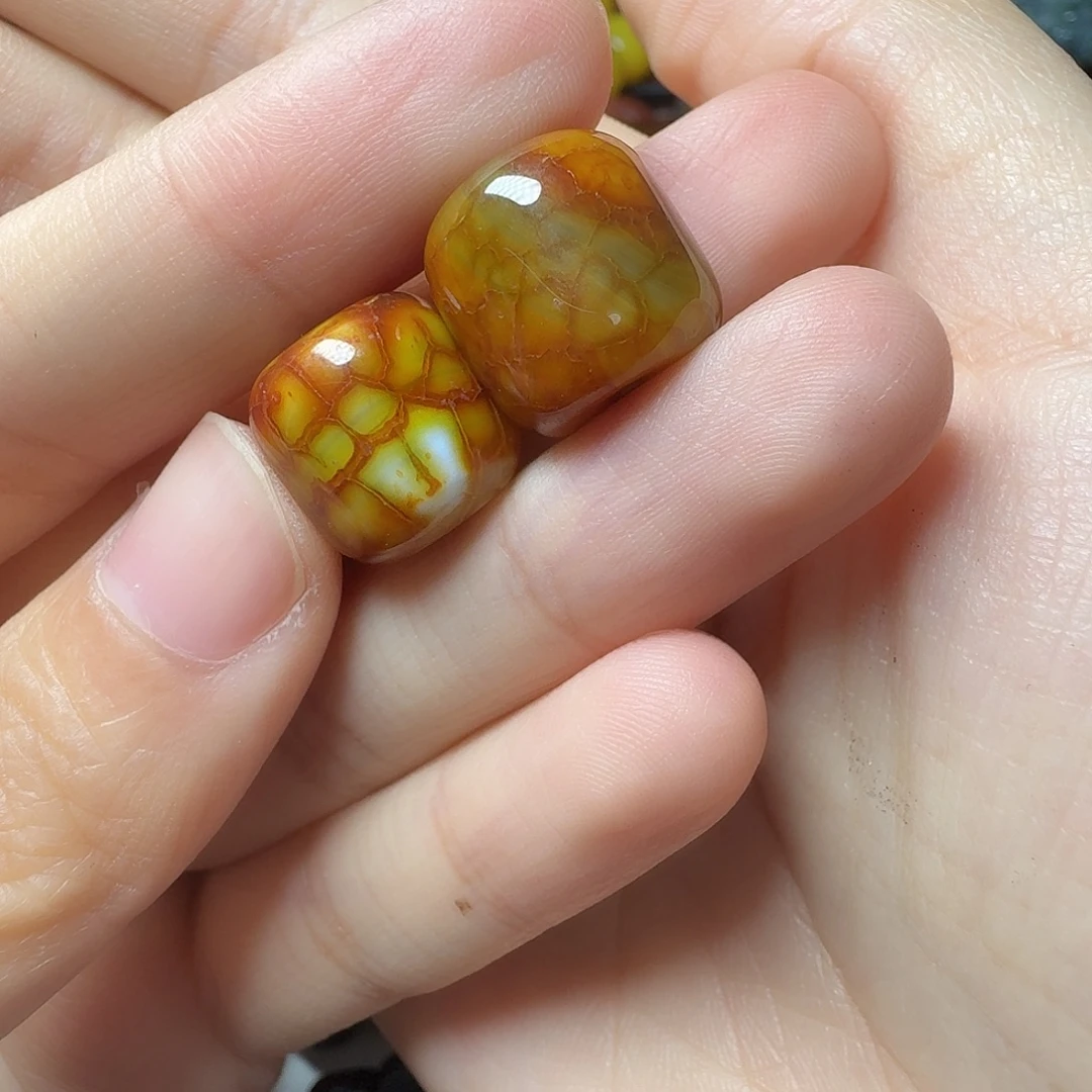 杉***胖玛瑙/玉髓未镶嵌30包邮