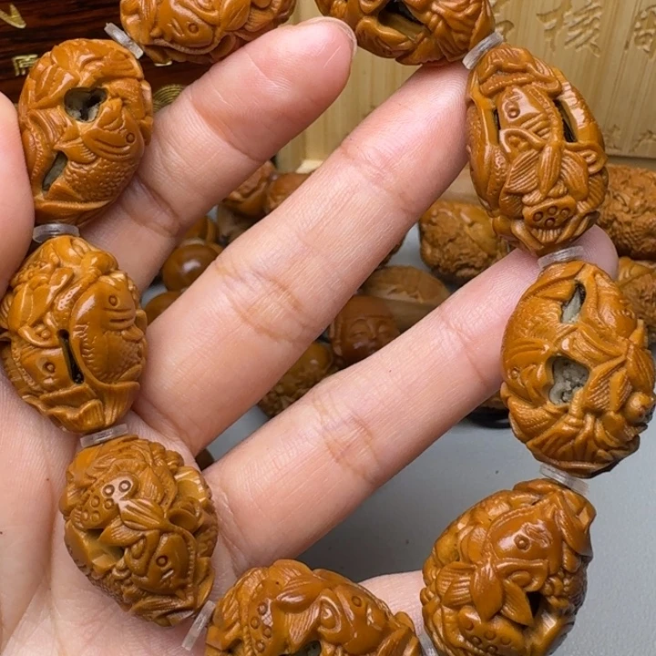 手串/手链橄榄核鱼戏莲花