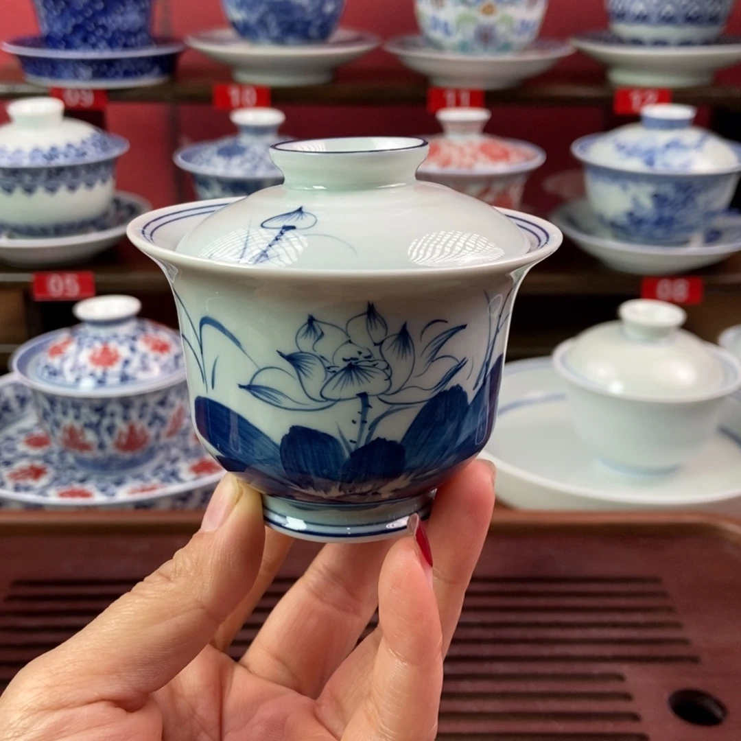 手绘盖碗好运连连