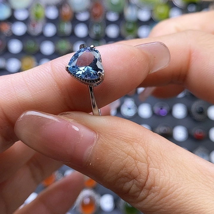 海蓝宝石戒指银S925镶嵌菲*菲