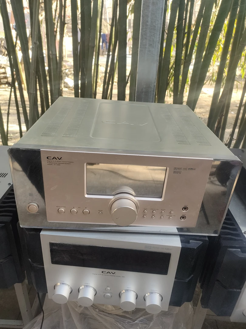 8新  二手CAV2086功放机带原装遥控器