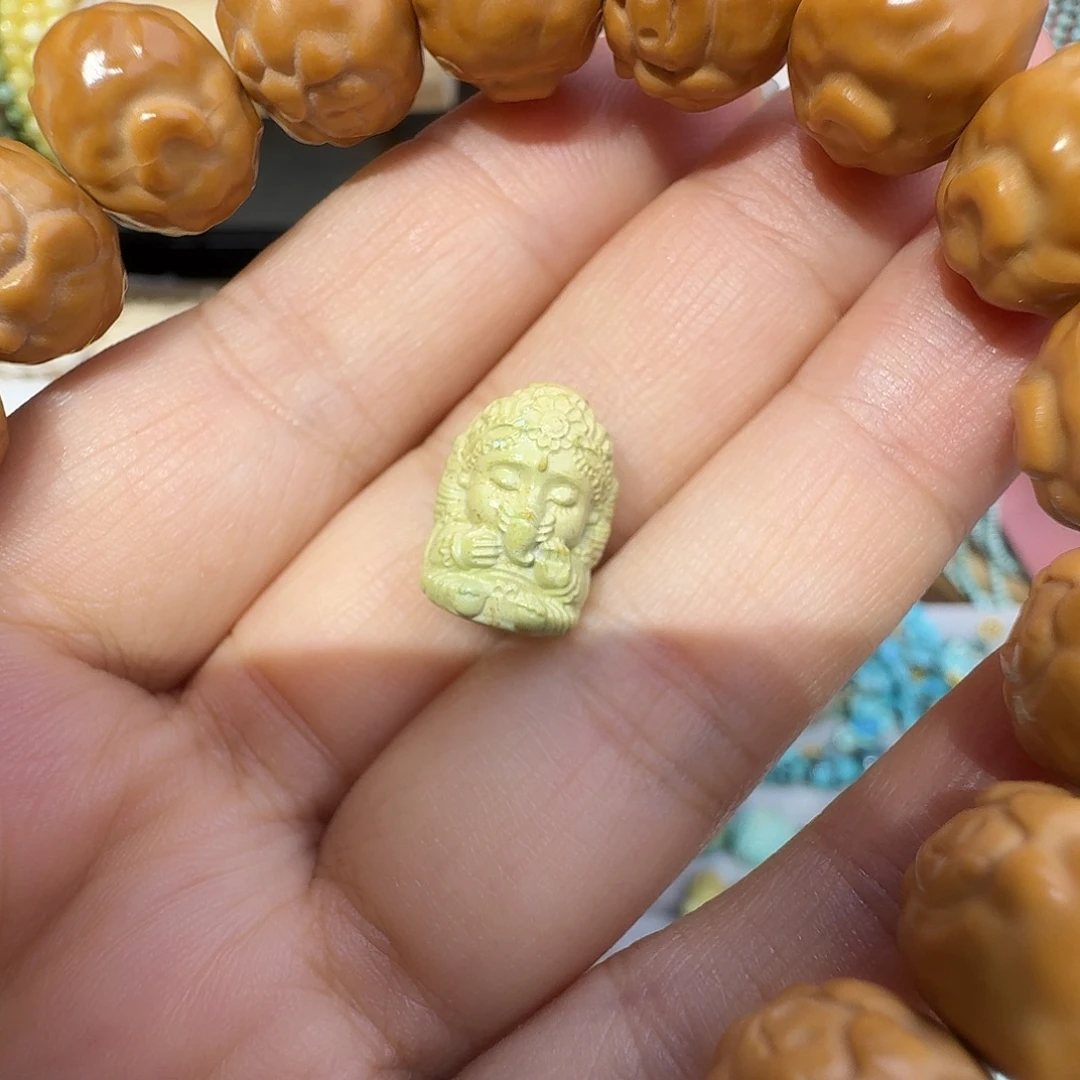 宛***曦手串猴头核桃猴头