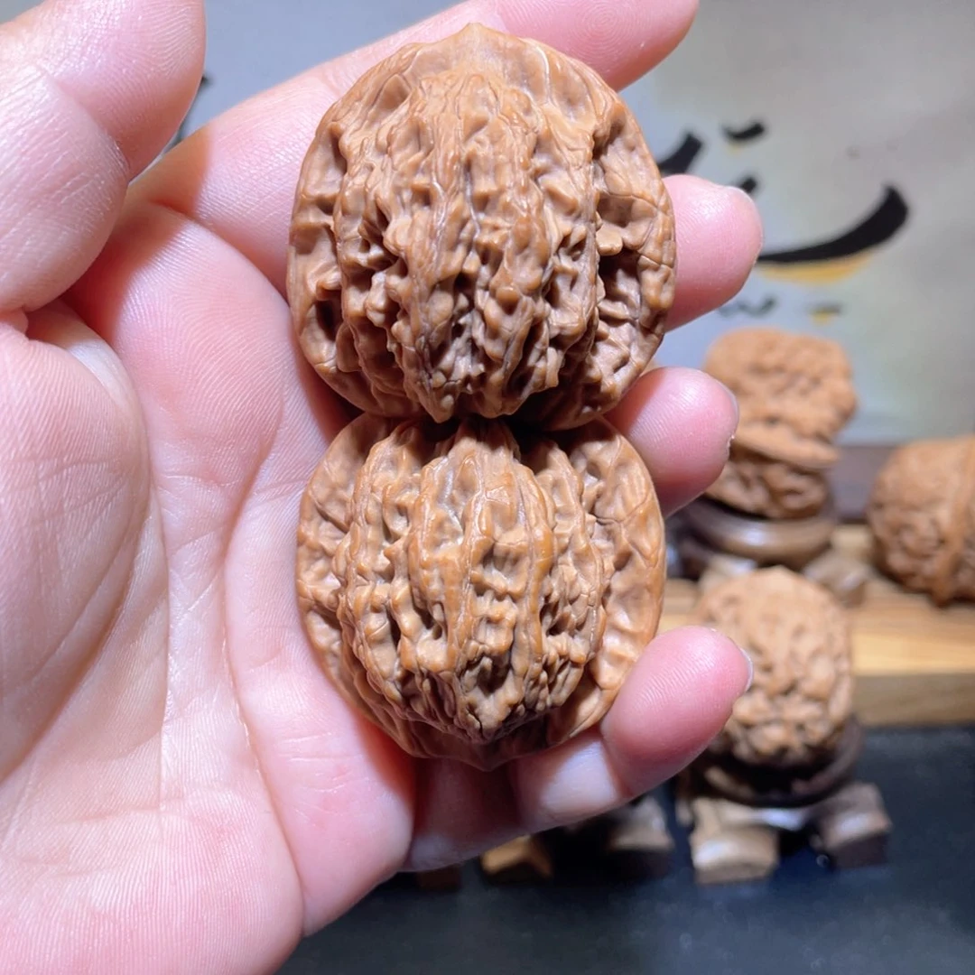 桃核吊坠39蓟县山地虎头