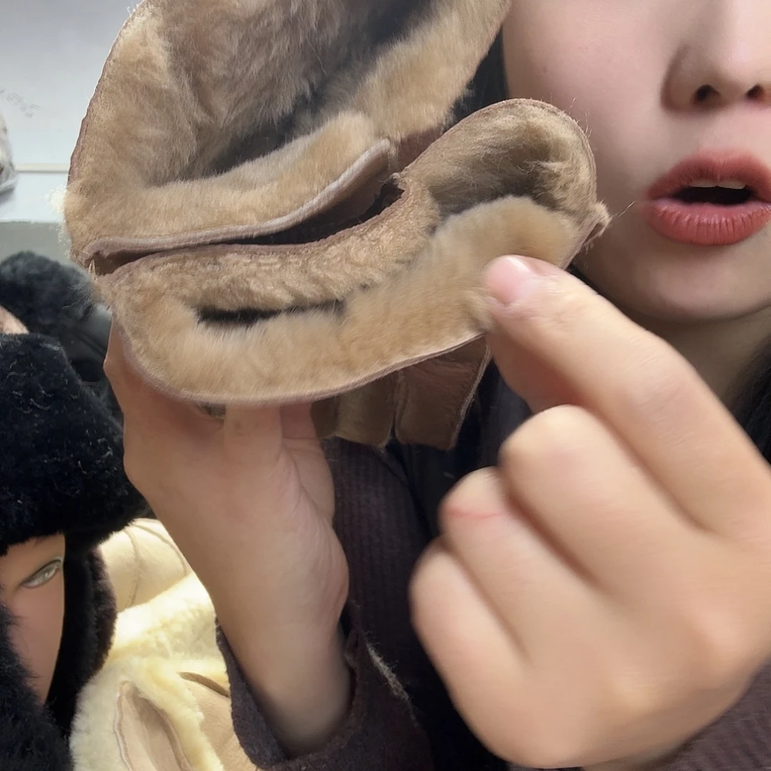 三醋酯纤维栗色手套男