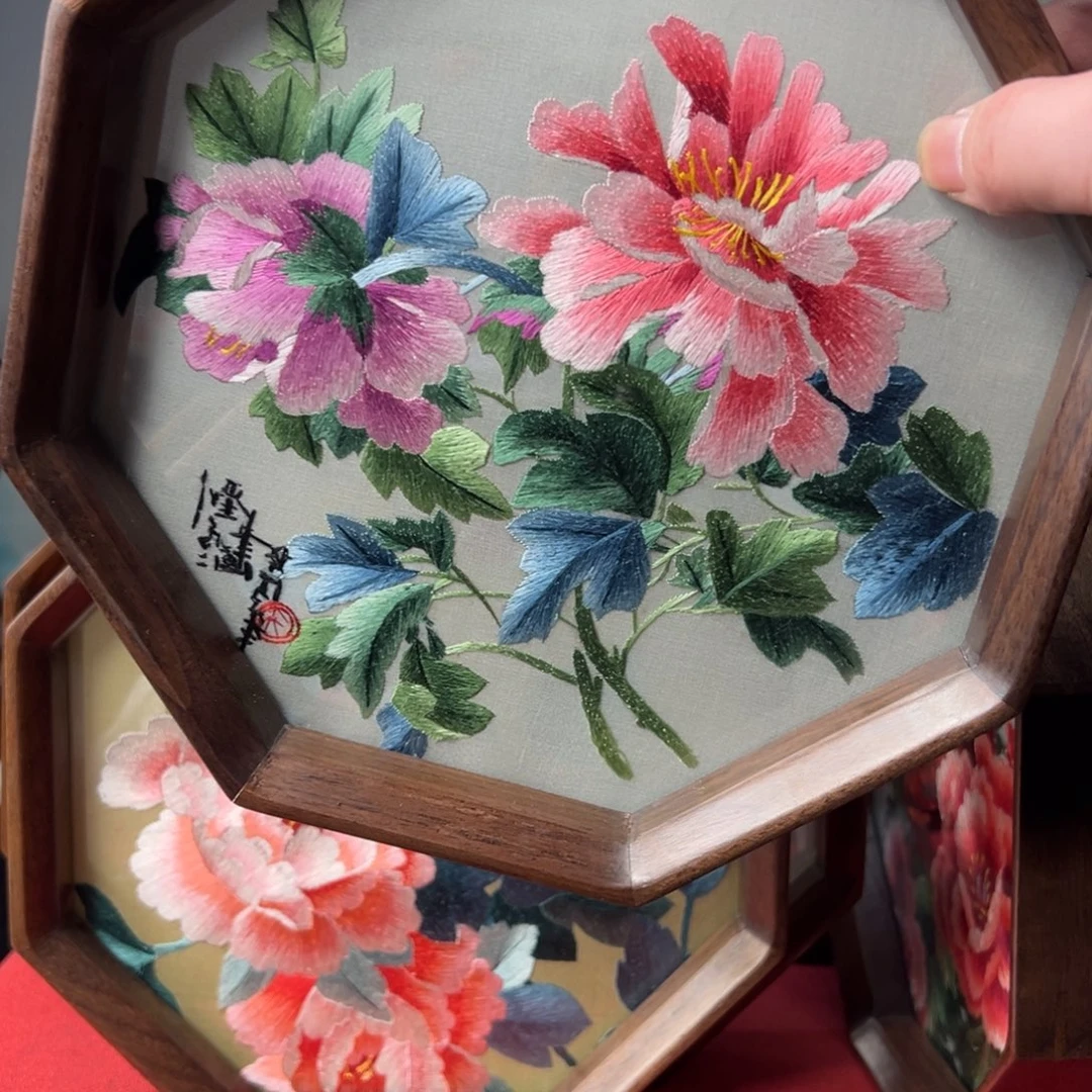 刺绣纯手工刺绣双面绣实木摆件