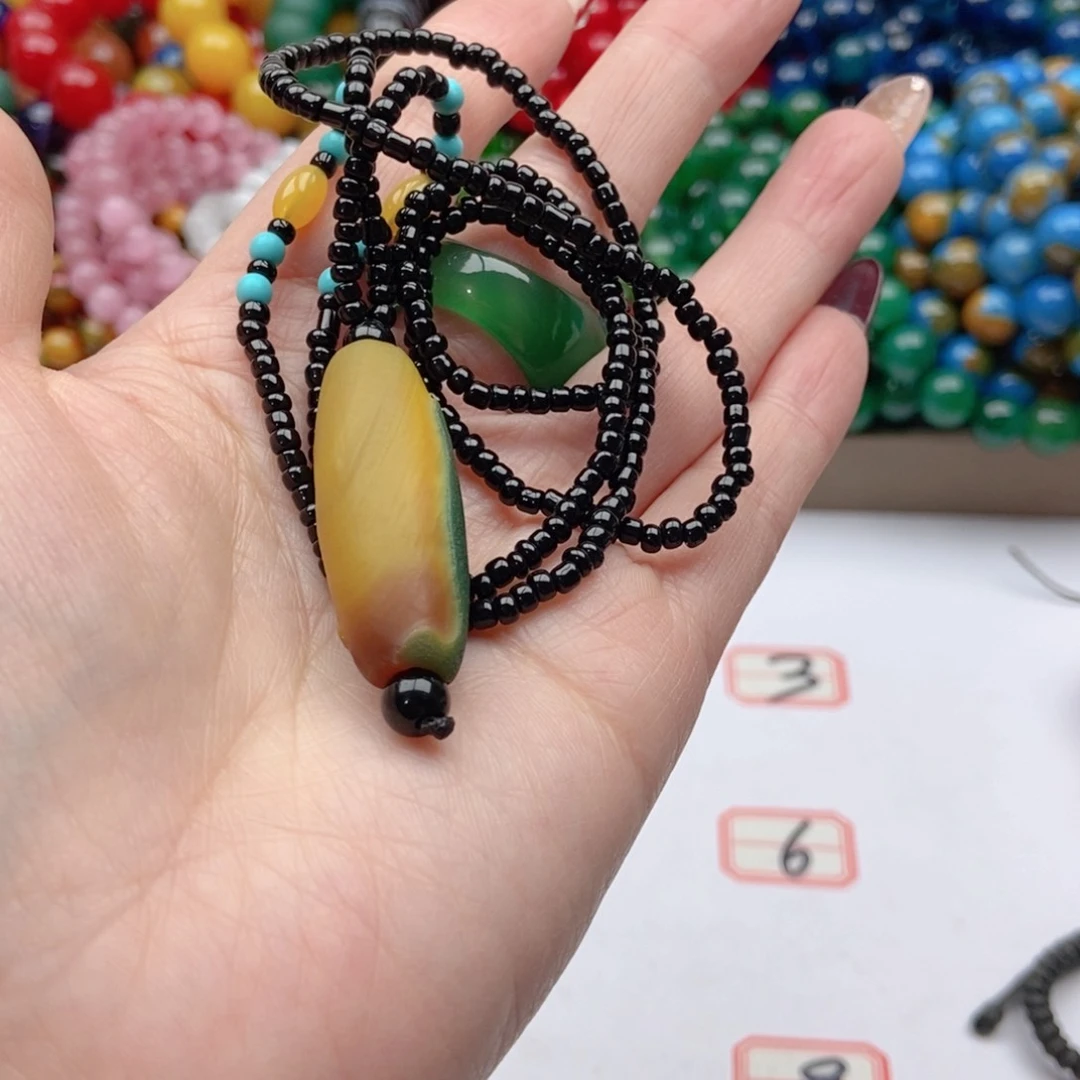 【闪购商品】玛瑙/玉髓手链未镶嵌傅***?