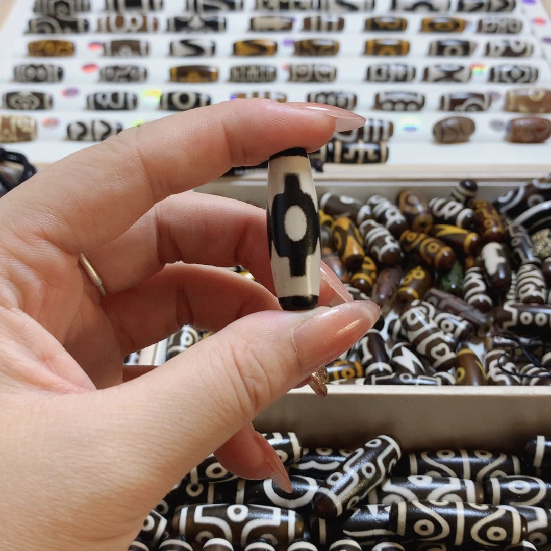 未镶嵌颈饰玛瑙/玉髓