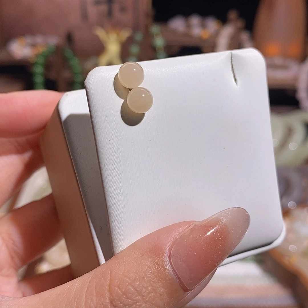 未镶嵌手链和田玉（糖玉）