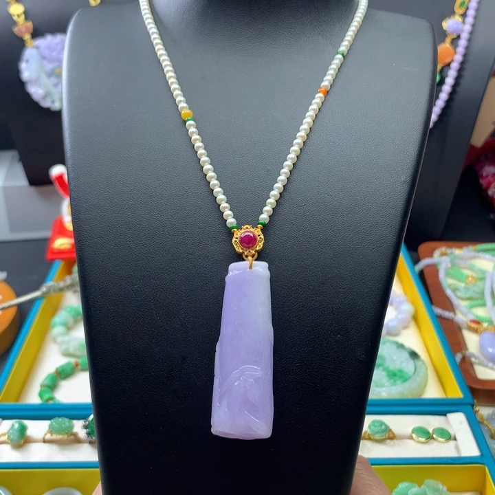 翡翠颈饰未镶嵌紫翡竹节