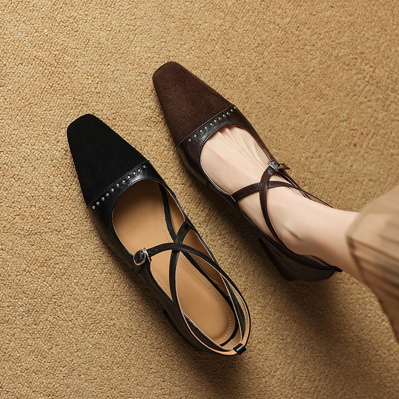 2025新款显瘦铆钉甜酷风一字带真皮方头粗跟气质中跟玛丽珍单鞋