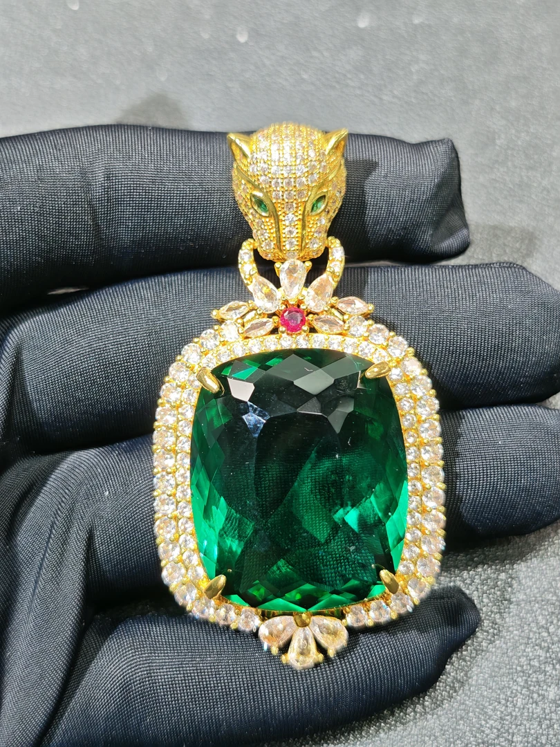 赠运费险+证书 大克拉收藏级祖母绿吊坠G195