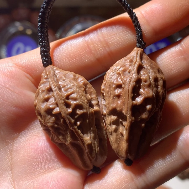 文玩核桃吊坠东北1双节棍
