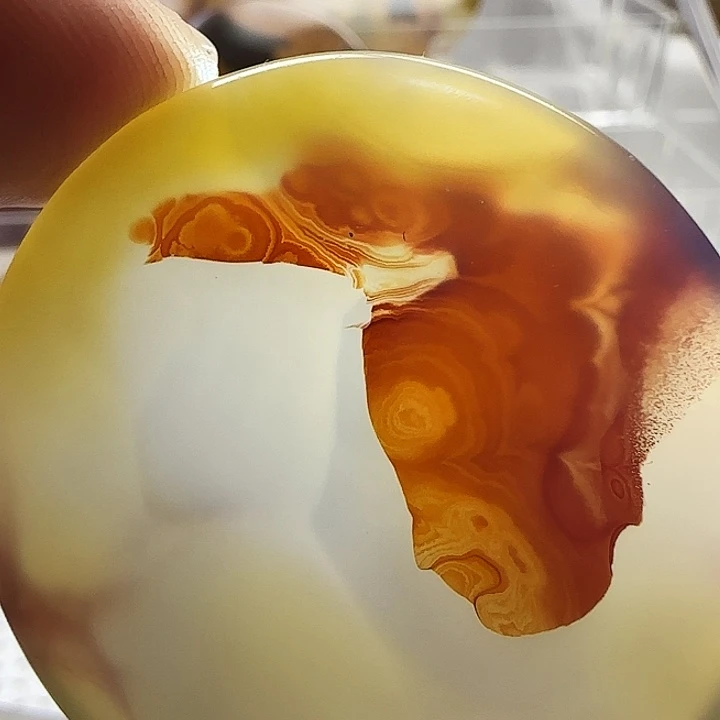 玛瑙/玉髓未镶嵌珠宝奇石