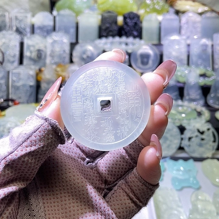 岫玉未镶嵌吊坠斯***粥吊坠