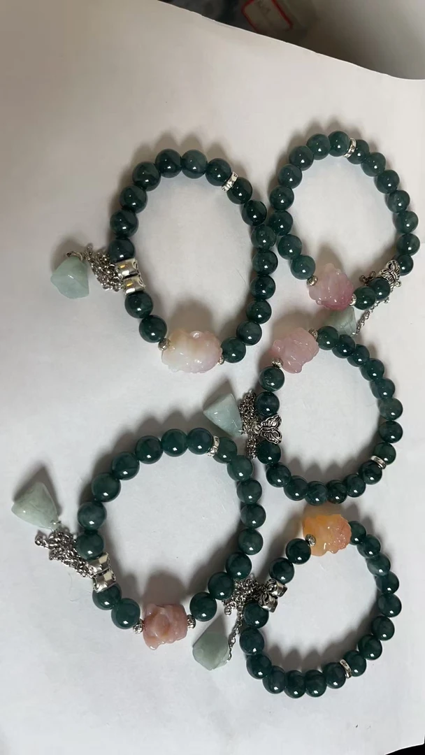 翡翠原创手串9.7mm左右多样性发其一C-184