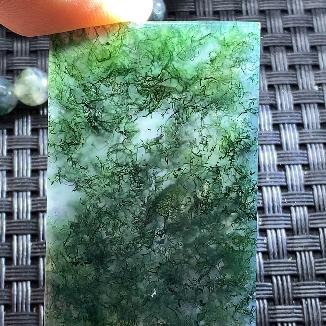 未镶嵌颈饰玛瑙/玉髓云*