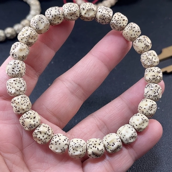 星月菩提吊坠雕刻圆桶无相手串9