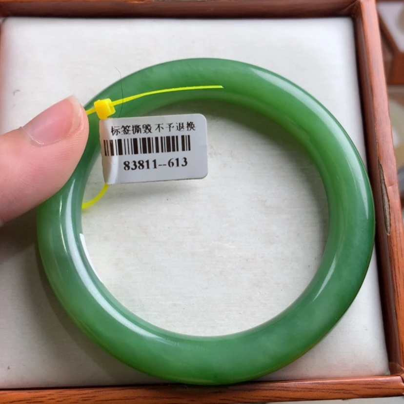 【闪购商品】和田玉手镯未镶嵌55.9