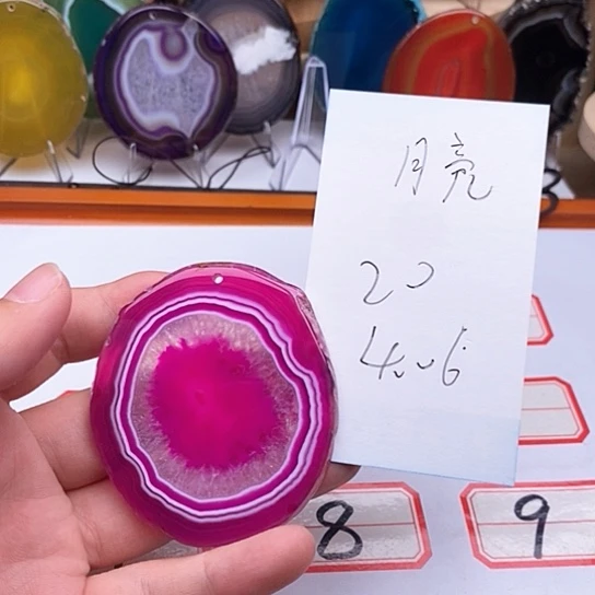 月***弯玛瑙/玉髓颈饰合金