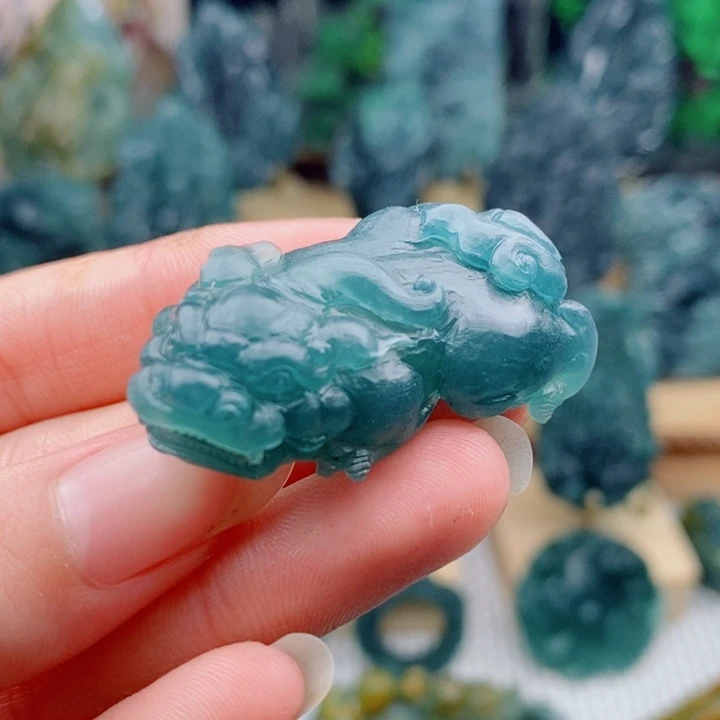 翡翠未镶嵌挂件翡翠