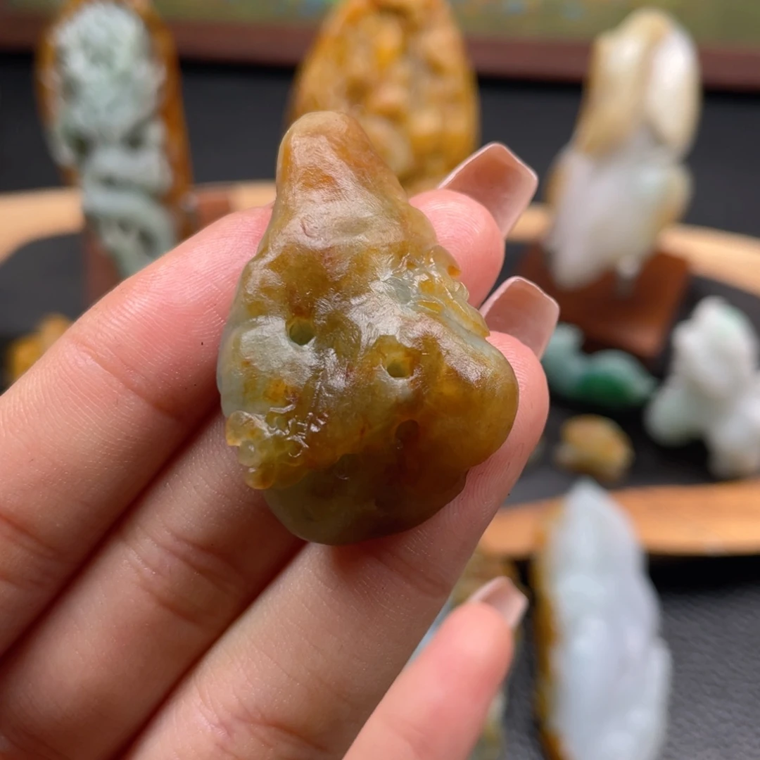 定制翡翠未镶嵌翡翠