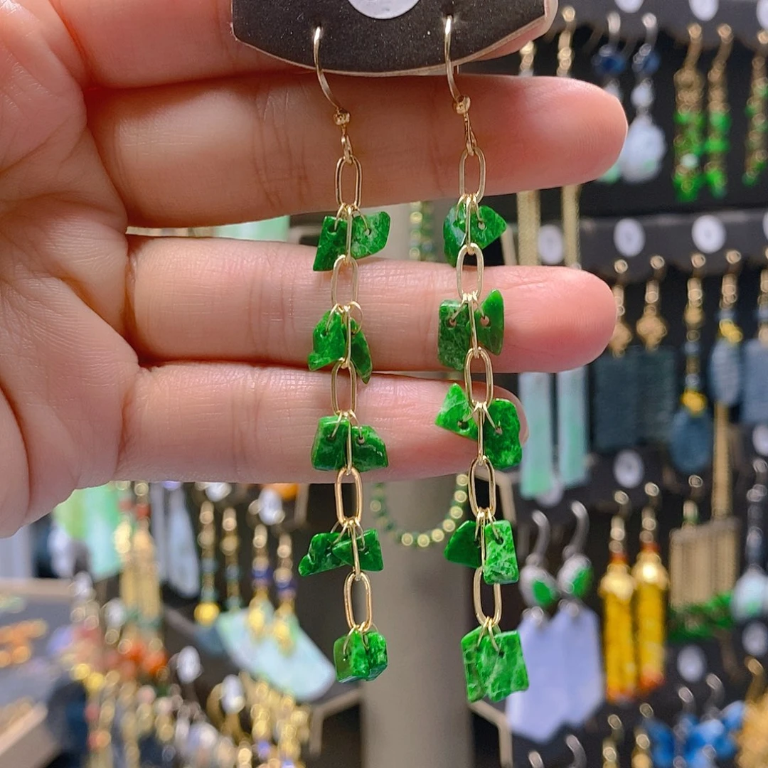 未镶嵌翡翠耳饰翡翠