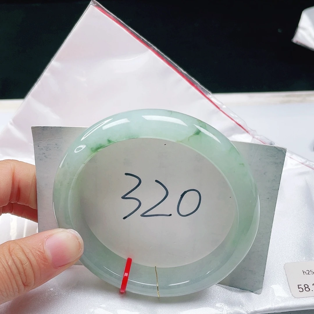 翡翠未镶嵌手镯58+正圈