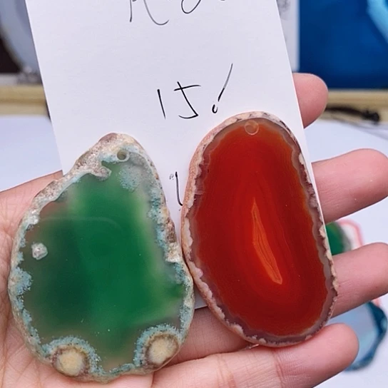 玛瑙/玉髓颈饰未镶嵌浅**烟