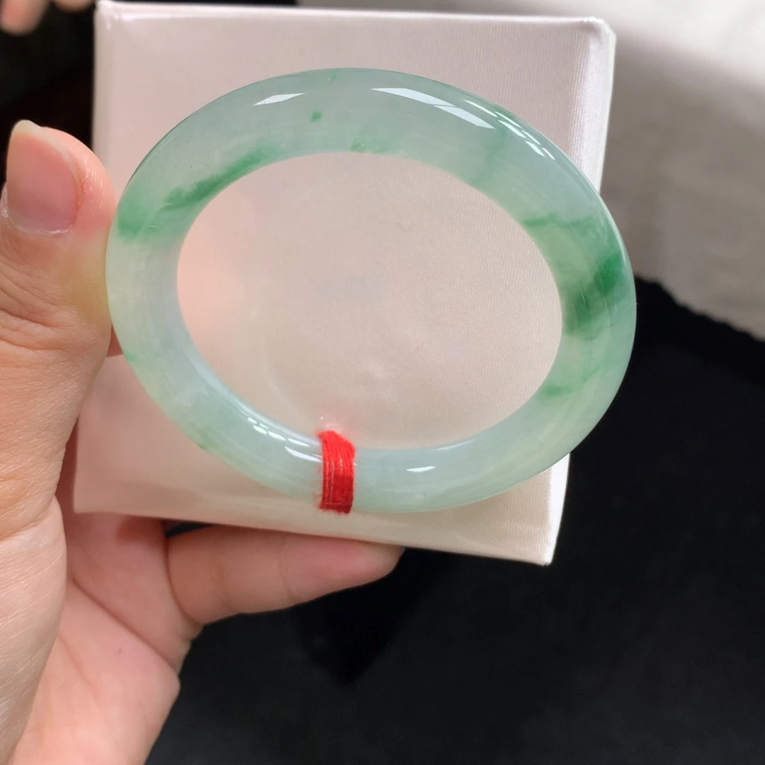 翡翠未镶嵌手镯49号52圆条冰飘花绿花