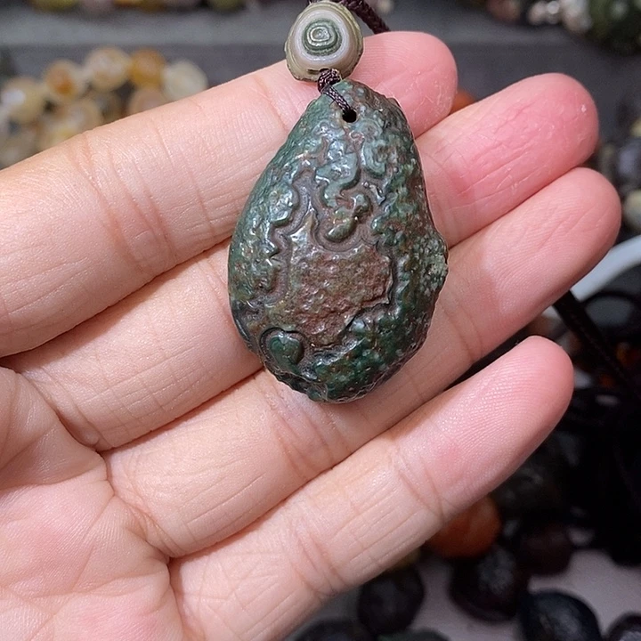 未镶嵌玛瑙/玉髓珠宝奇石