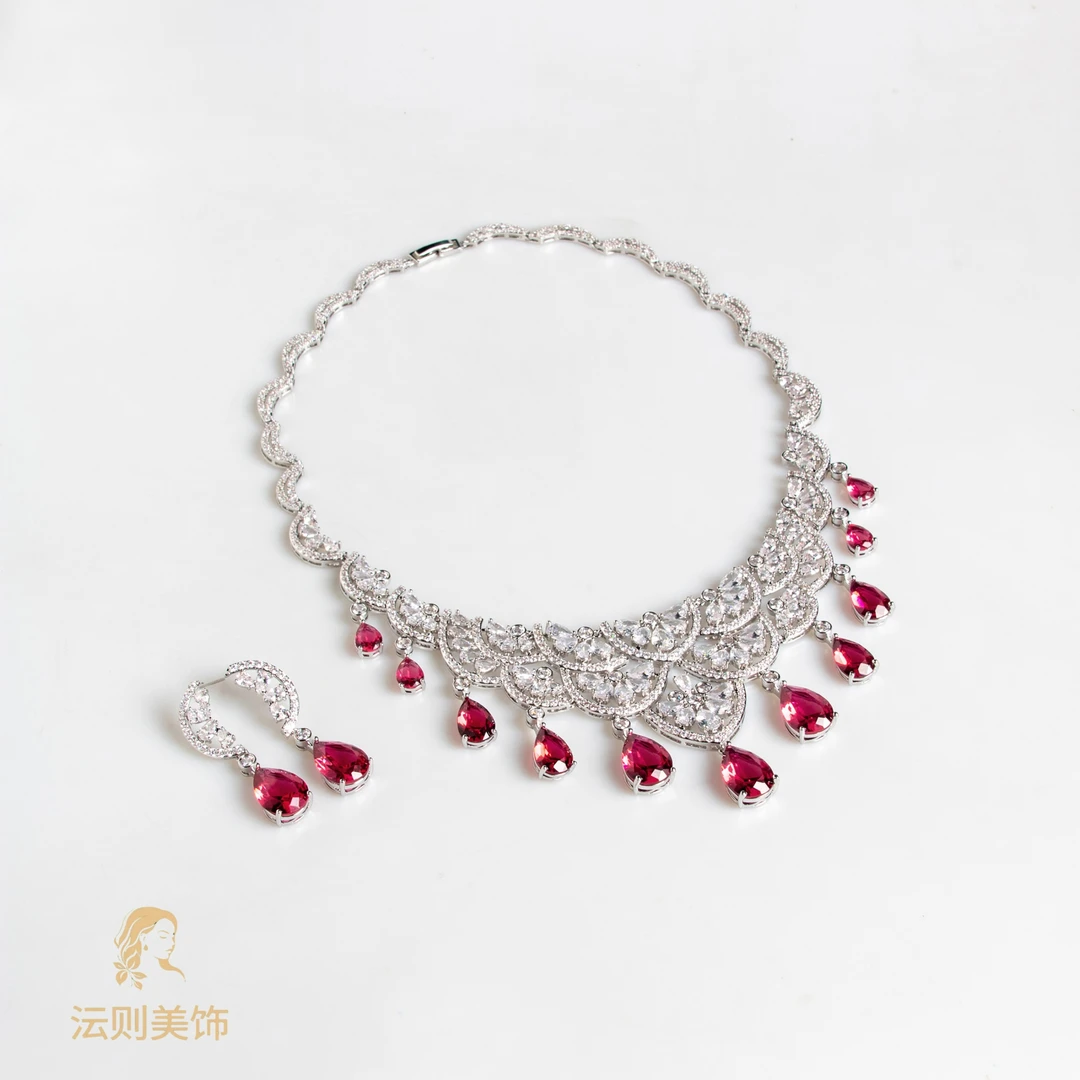 铜合金锆石项链  H501《睡莲》轻奢欧美风格手工时尚款