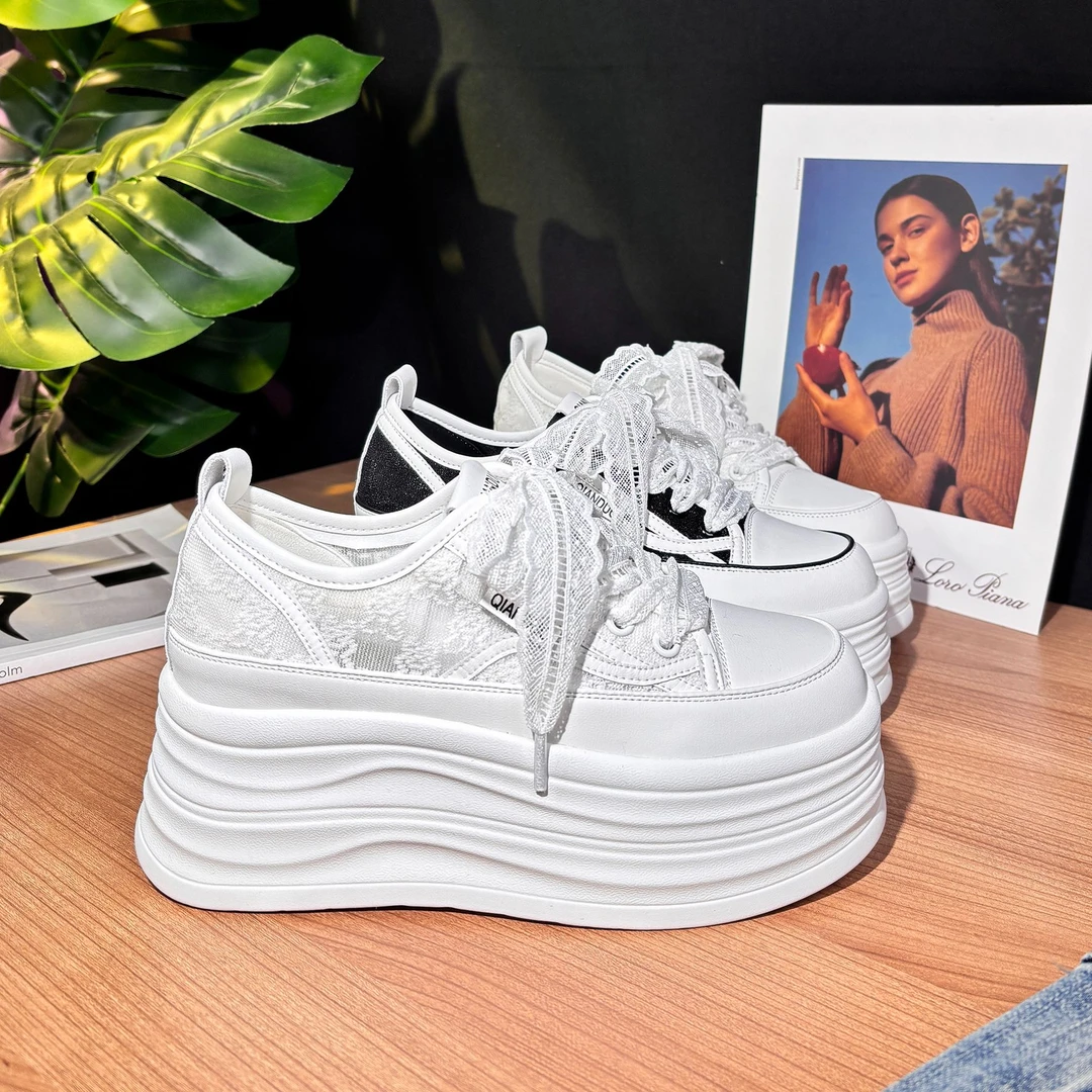 【增高8CM】镂空透气蕾丝小白鞋2025夏季新款百搭显瘦运动休闲女鞋