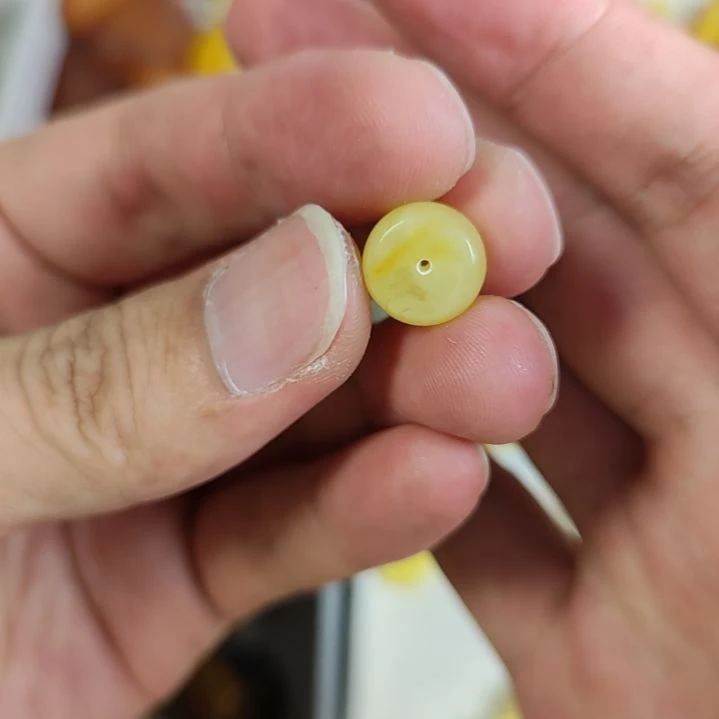 未镶嵌蜜蜡裸石12.2*7.0