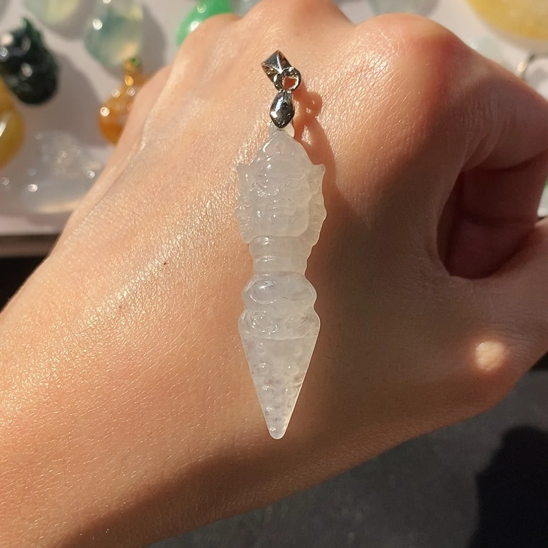 颈饰未镶嵌翡翠-