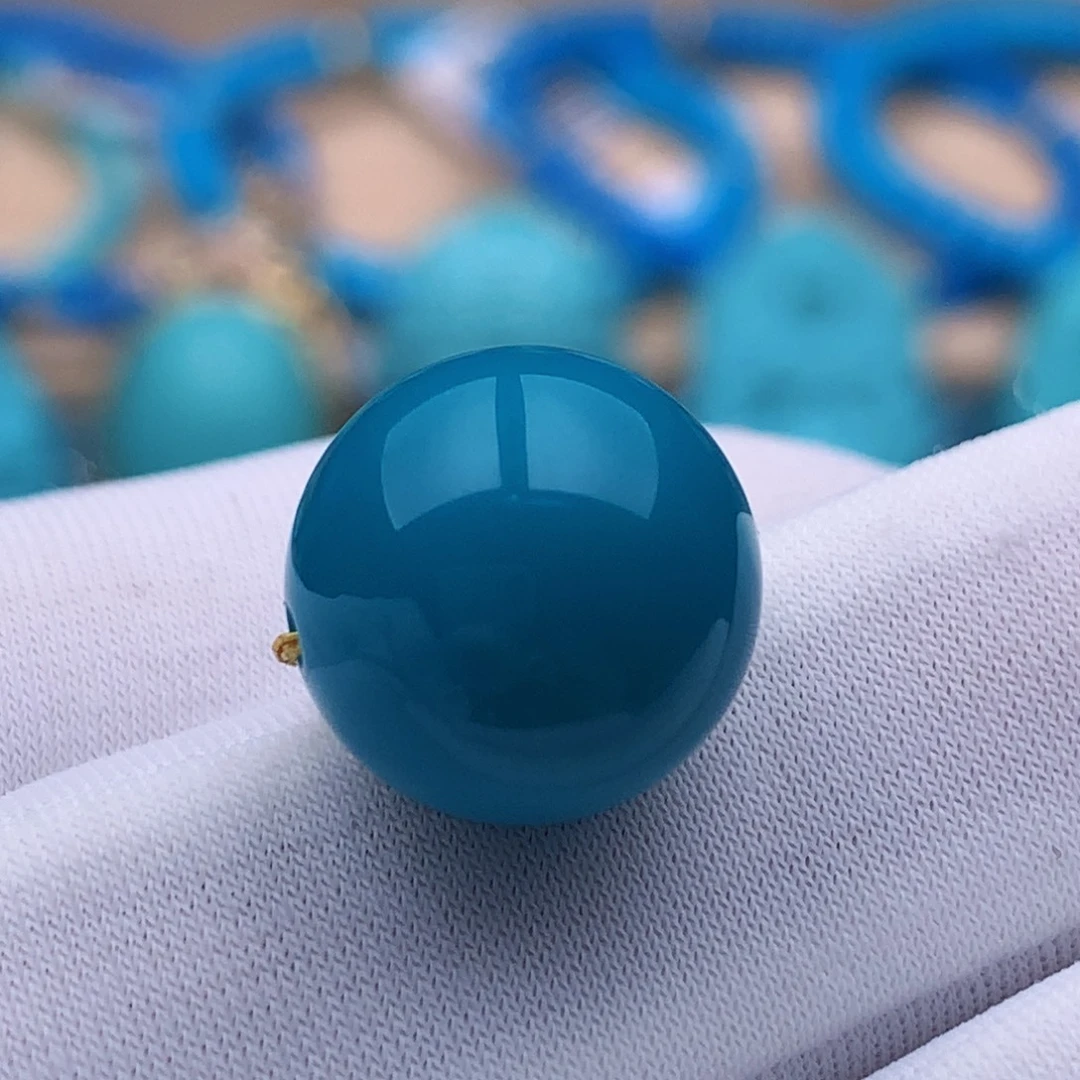 绿松石未镶嵌珠宝奇石12.6mm