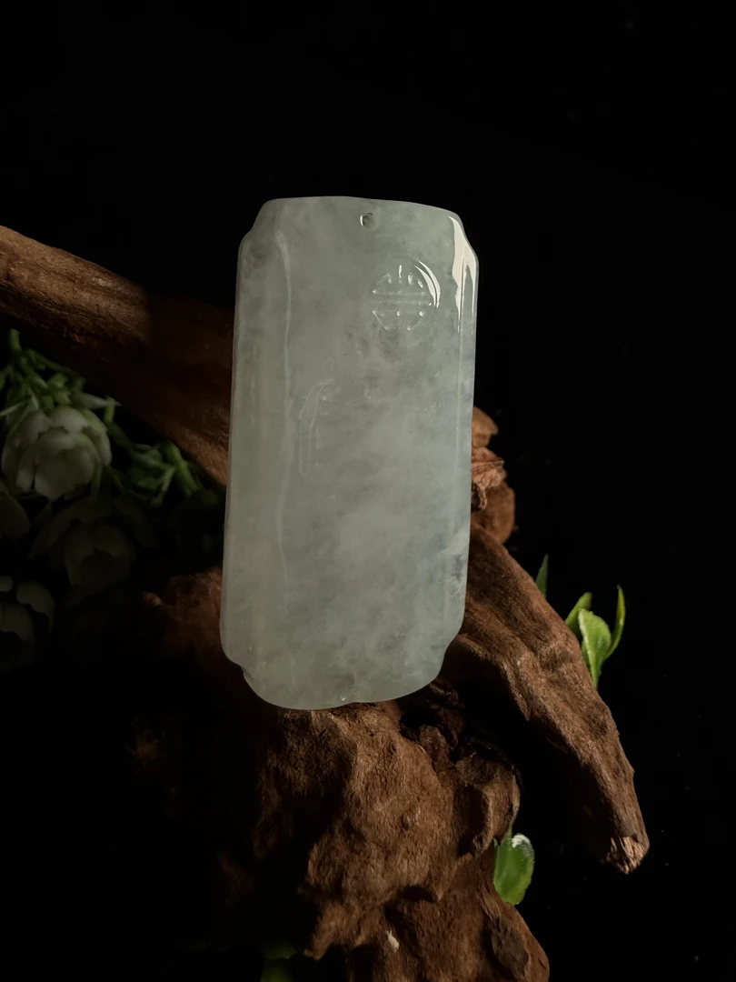 天然翡翠A货无事仿古牌挂件