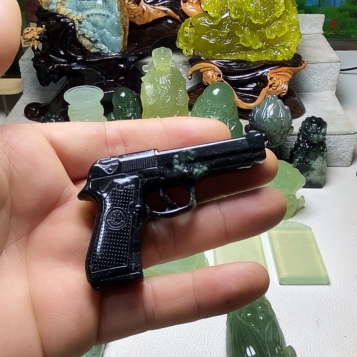 蛇纹石玉未镶嵌手把件