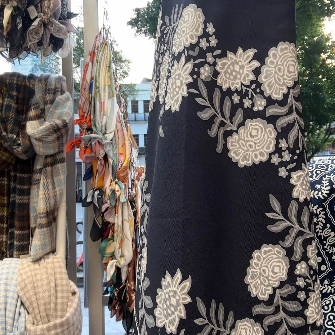 铜合金合金丝巾是