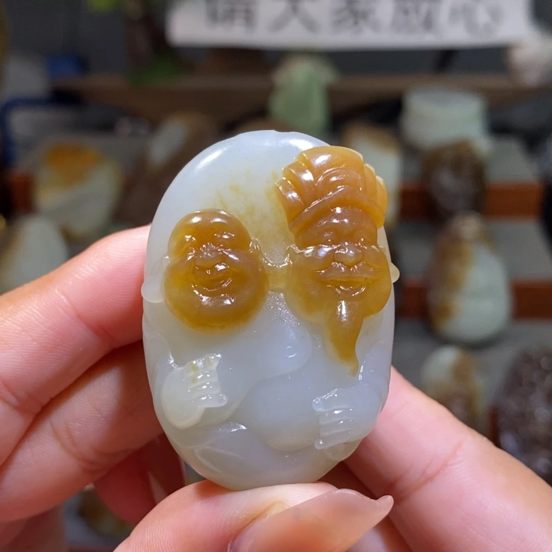 颈饰未镶嵌和田玉（糖玉）人财两旺