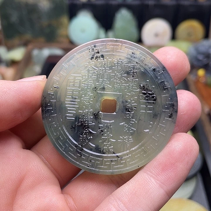 蛇纹石玉挂件未镶嵌明*