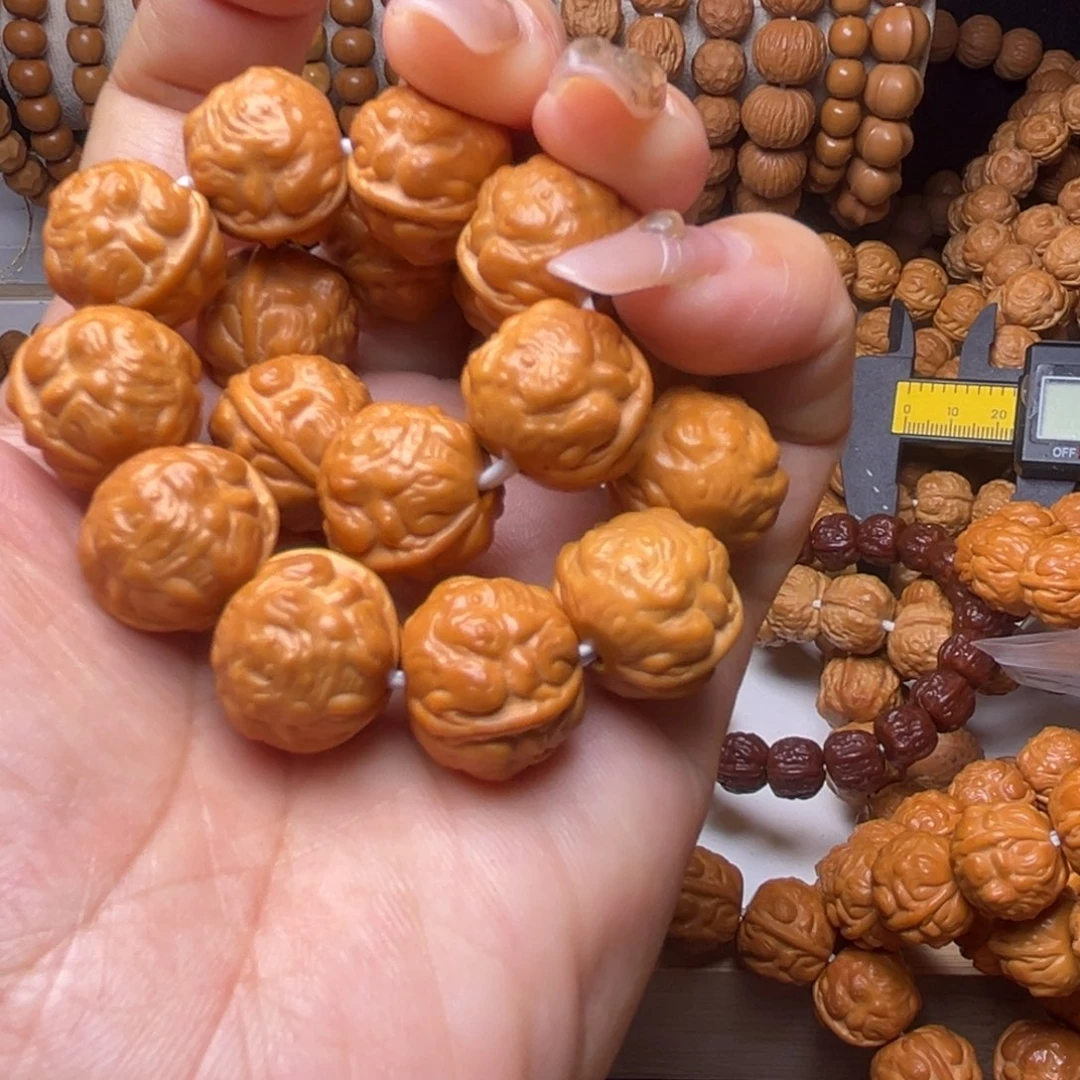 猴头核桃手串道*缘16.8蟾王