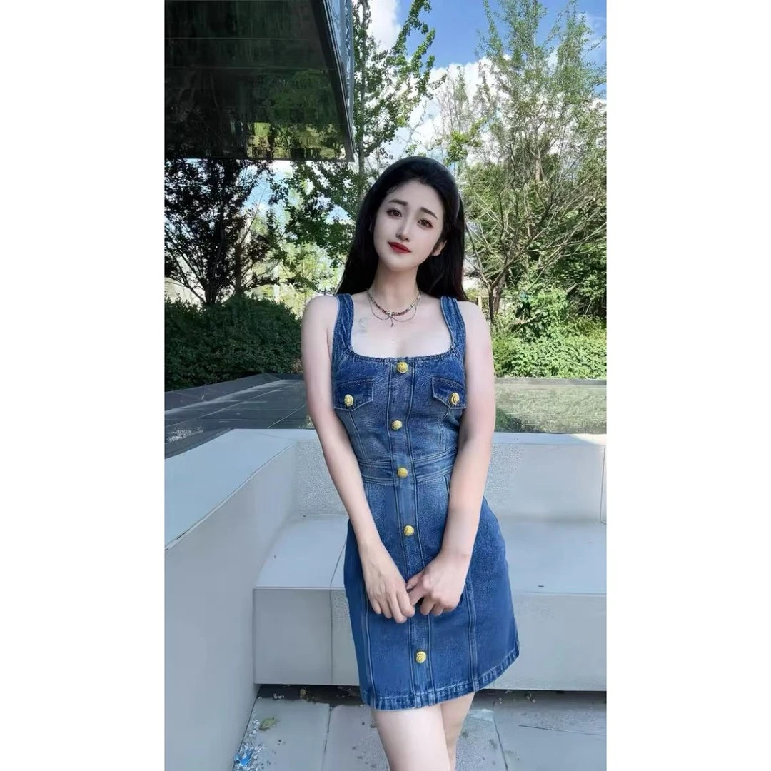 法式辣妹牛仔连衣裙女夏季性感高级感欧美风修身斜纹无袖背心短裙