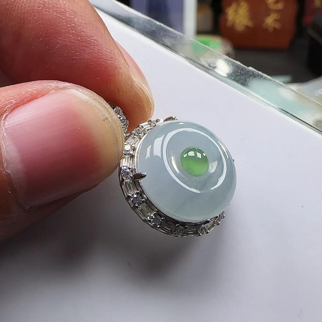 定制翡翠未镶嵌翡翠