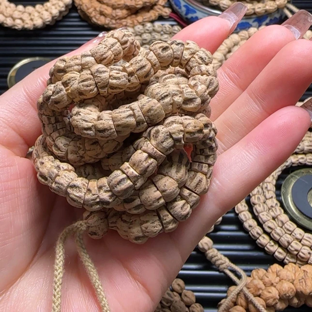 【闪购商品】柏香籽/百香籽吊坠启**糕