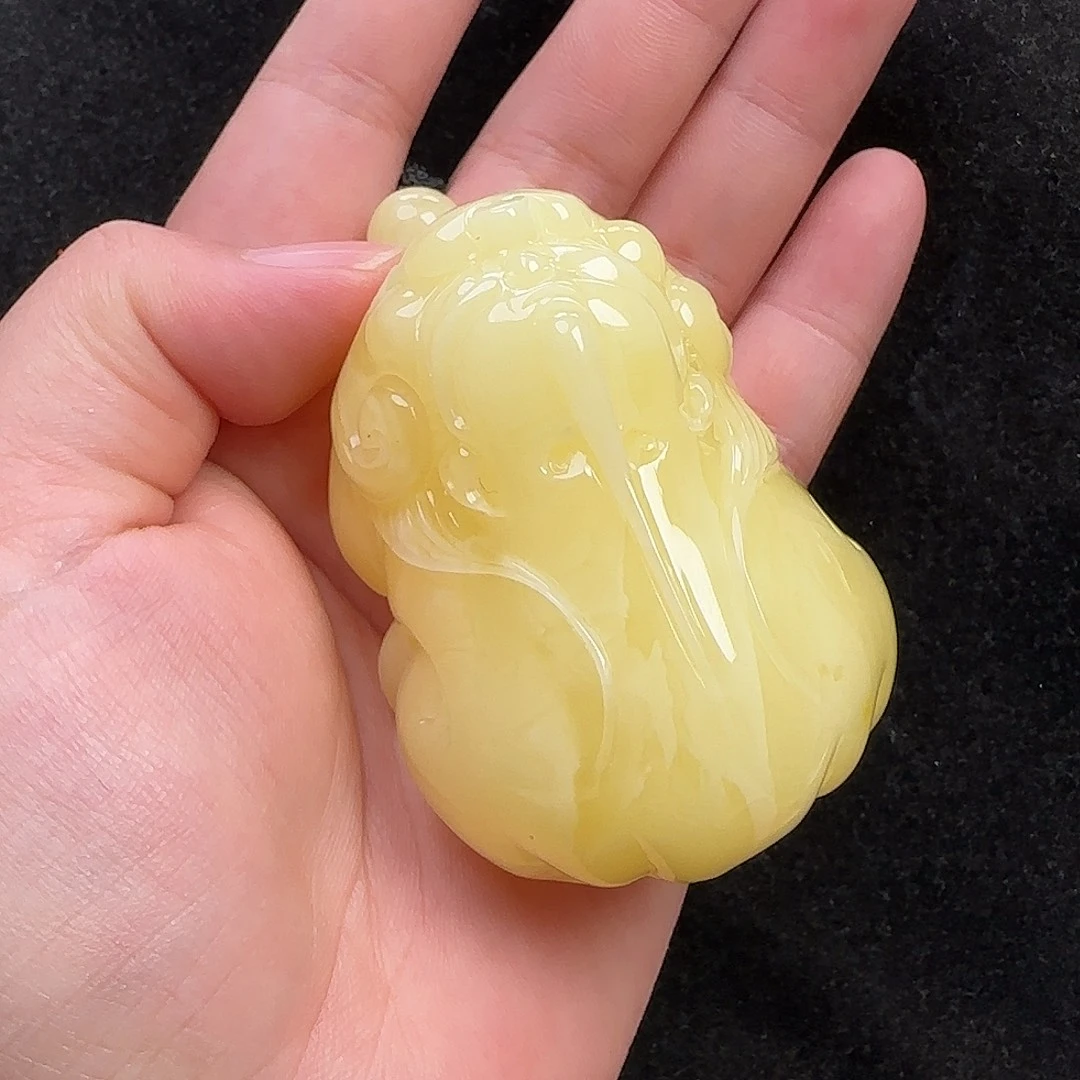 蜜蜡未镶嵌珠宝奇石