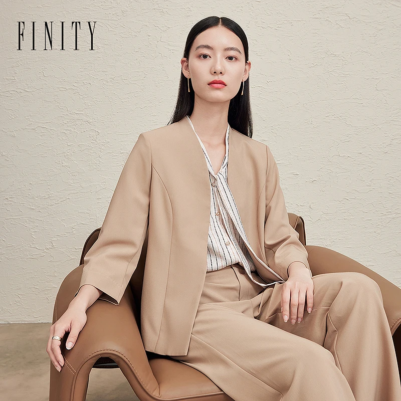 【辛小北专属】FINITY 新款气质休闲职业通勤小西装 F21X7A15X1