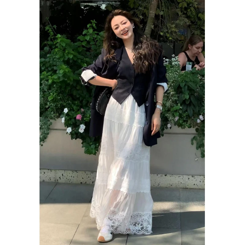 白色蕾丝立体花朵镂空海边半身裙2025夏季新款时尚洋气长款蛋糕裙