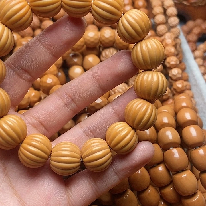 猴头核桃手串崇**岭呱呱